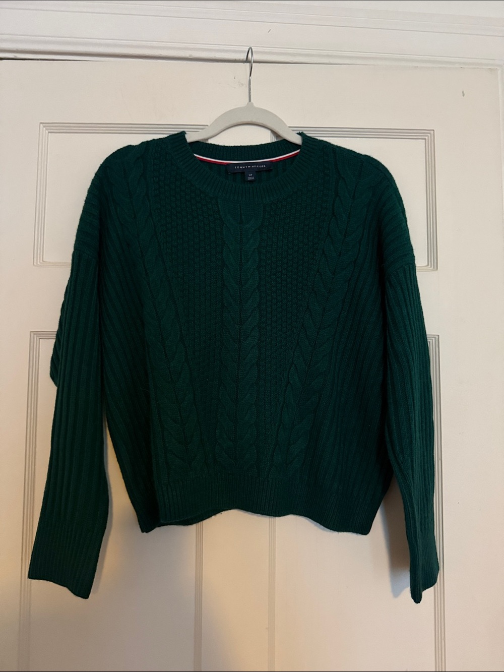 NWOT Tommy Hilfiger Emerald Green Cable Crewneck Sweater
